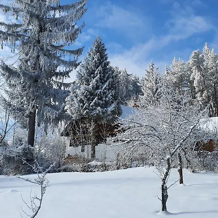 Malebna U Javorniku Na Sumave Vacov
